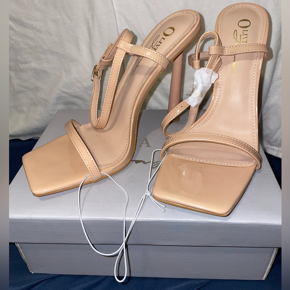 NEW W/Original Packaging Olivia Ferguson Style “Ruby” Nude 4” Heels